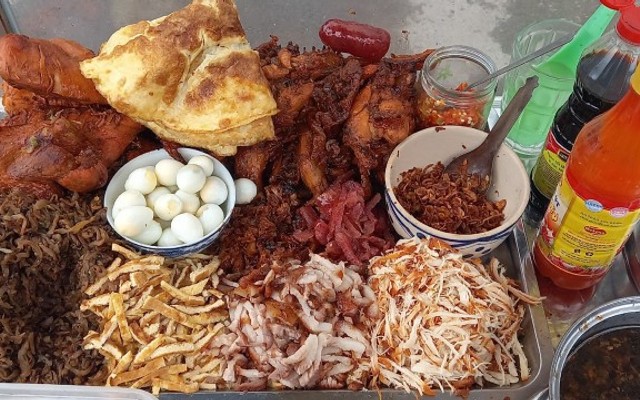 Xôi Gà Phú Quí - Nguyễn Thị Minh Khai