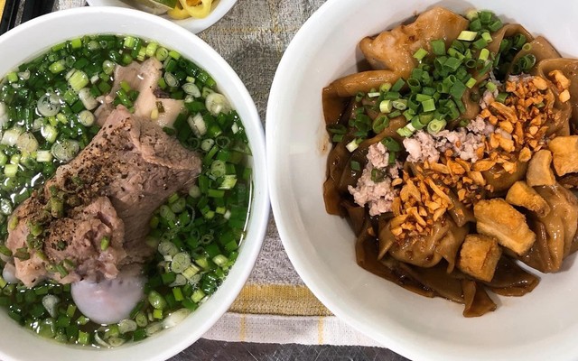 Hủ Tiếu Nam Vang Nhị - Nguyễn Khoái