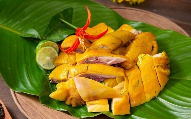 Gà Ủ Muối Hoa Tiêu Doanh Phát - Bà Hom