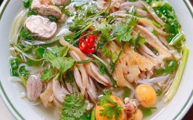 QUÁN PHỞ GÀ PHỐ CỔ - 48 Trần Quang Diệu