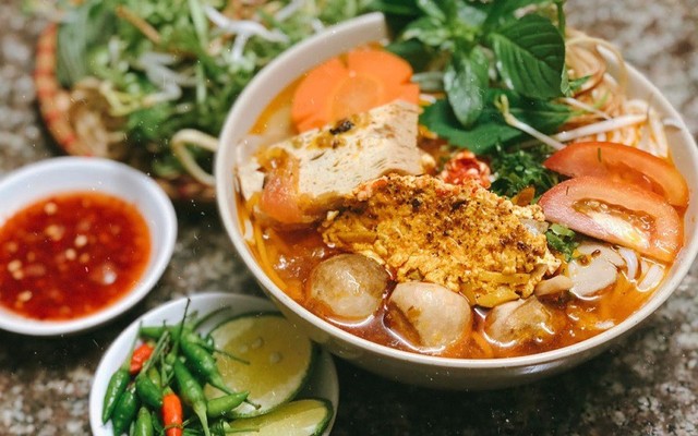 Cơm Tấm Chay Cô Đào - Công Trường An Đông