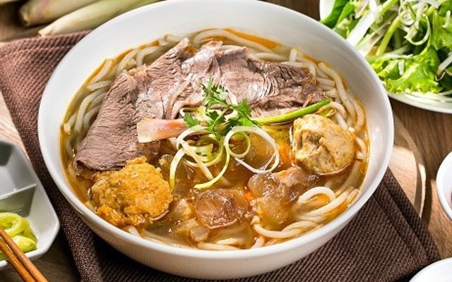 Trâm - Bún Bò Huế & Phở Bò Viên - 48 Võ Văn Kiệt