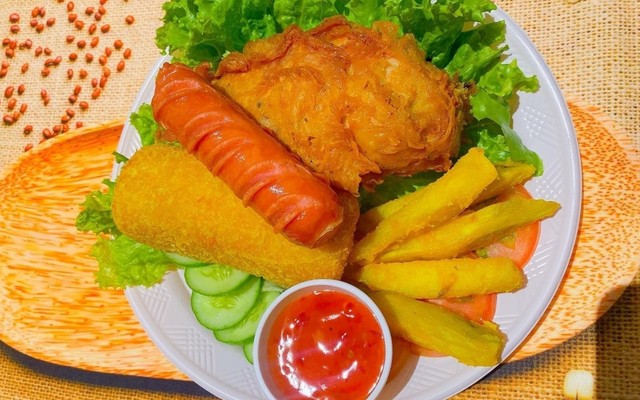 Gà Rán FKT - Phạm Văn Bạch