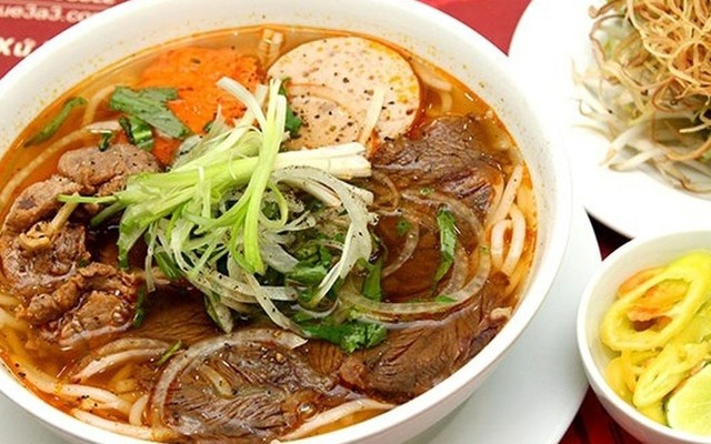 Bún Bò Huế Cô Nga - Lạc Long Quân