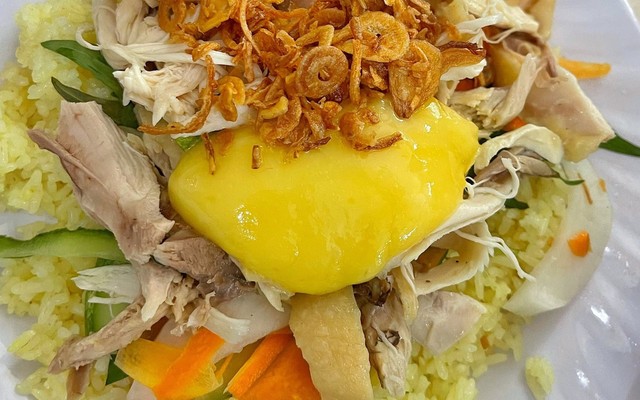 Cơm Gà Cô Phương Khu Cấp Thoát Nước - Yết Kiêu