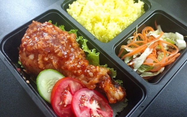 Cơm Gà Hương Bắc - Giáp Nhất