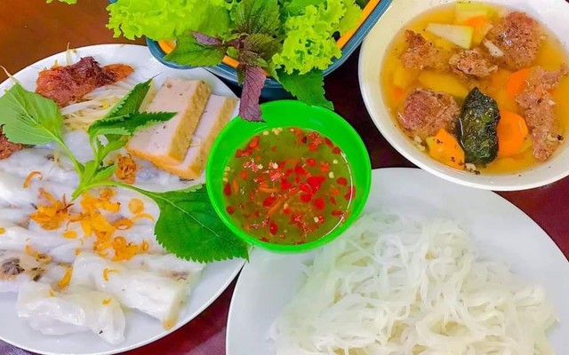 Sơn Hải Quán - Bún Chả & Bánh Cuốn - Trần Phú