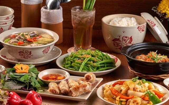 Tiệm Ăn Nhà Lá - Cơm Văn Phòng - Trần Duy Chiến