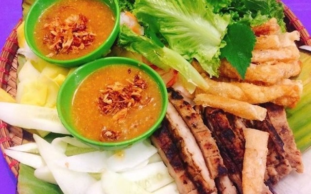 Nem Nướng Nha Trang & Bia Hơi Hà Nội - 18/22B Trần Quang Diệu