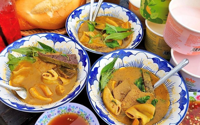 Phá Lấu Bò Sài Gòn - KDC Đại Ngân