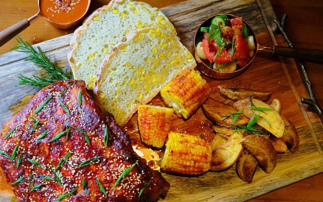 The Cat Grill & Chill - Sườn Nướng Nguyên Tảng - Yersin