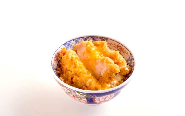 Katsudon Ton Ton - Cơm Tô Thịt Heo Phủ Trứng