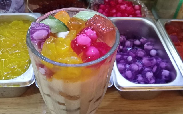 Trà Sữa Vợ Người Ta - 549 Huỳnh Tấn Phát