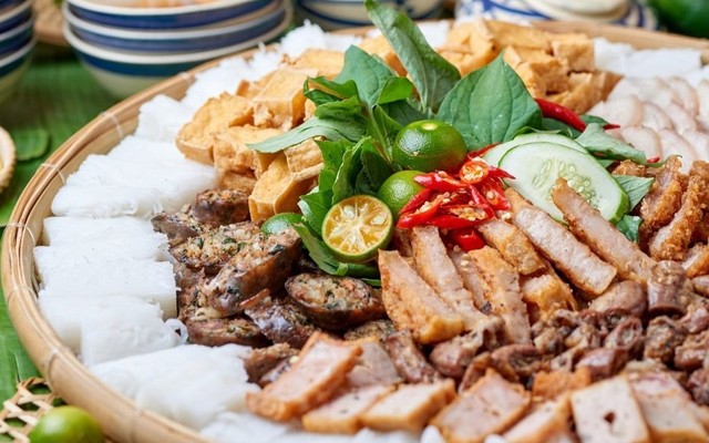 Bún Đậu Mắm Tôm Á Chảnh - Lê Liễu