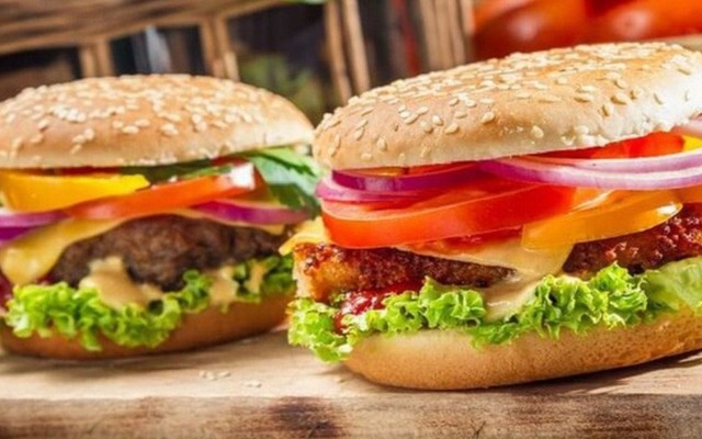 Quán Ăn Cô Ba - Hamburger, Mì Ý & Trà Sữa - 131 Đường Số 9