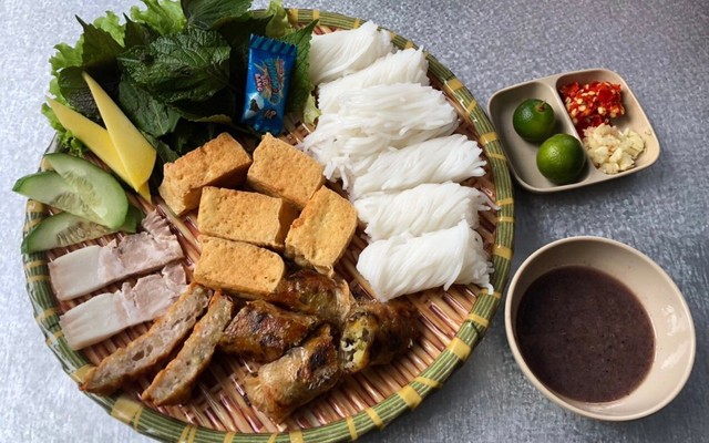 Quán Quỳnh - Bún Đậu Mắm Tôm Hà Nội - Trần Phú
