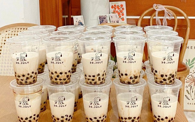 Tiệm Trà 30. July - Nguyễn Việt Hồng