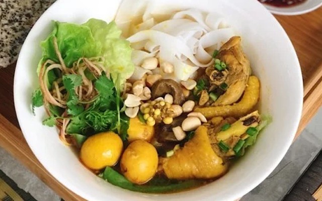 Mì Quảng Đậm Đà - Bình Giã