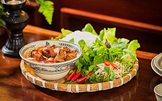 Bún Chả Hà Nội Thuần Việt - Trường Sơn