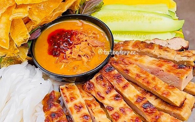 Lan Phúc Nem Nướng Nha Trang - Ăn Vặt - Văn Quán