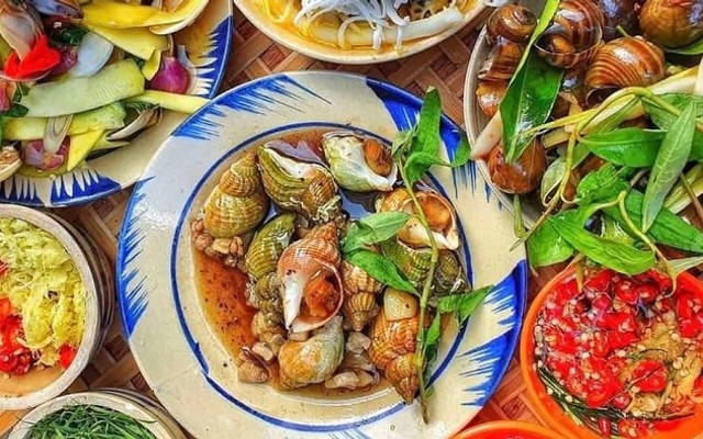 Quán Ốc Chill - Dương Tử Giang