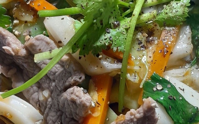 Cơm Gà Xối Mỡ Hồng Phát - Trần Xuân Soạn