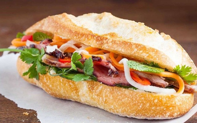 Bánh Mì & Cà Phê Anh Mười - Trần Chiên