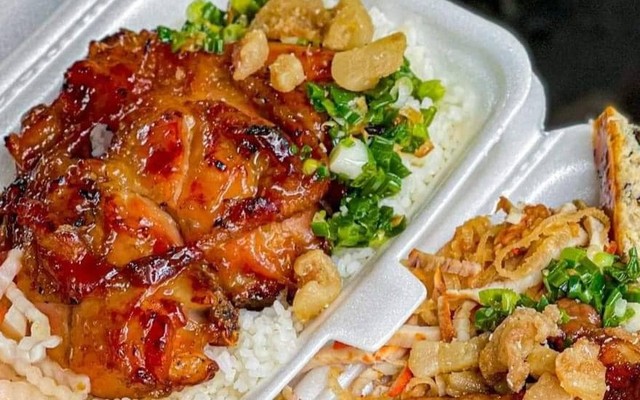 Cơm Tấm NaNa - 01 Đoàn Văn Cừ