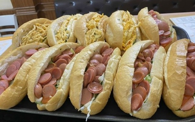 Bánh Mì Dân Tổ Food & Drink - Lê Quý Đôn