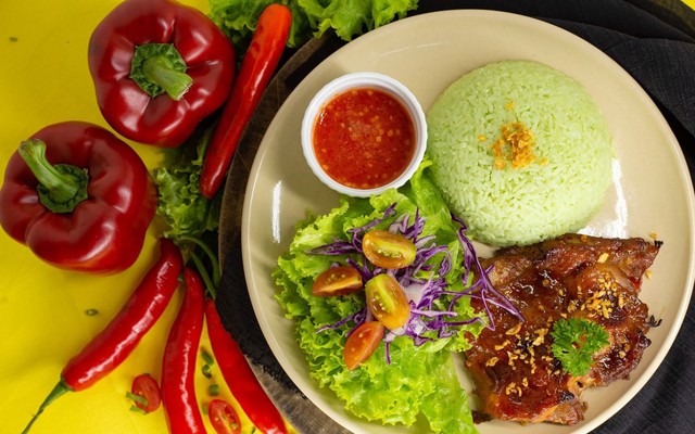Dứa - Cơm Gà - Thích Quảng Đức