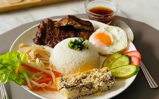 Cơm Tấm Sườn Nướng AT&F - Nguyễn Khuyến