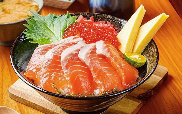 Cơm Cá Hồi - Sushi SakeDon - Hồ Tùng Mậu