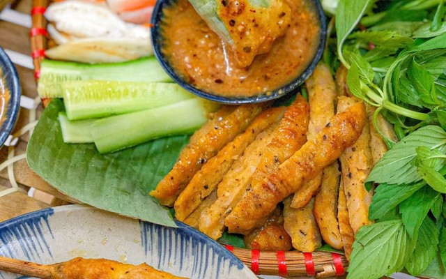 Nem Nướng - Bún Nem Nướng Lagom Food & Drink - Lê Văn Sỹ