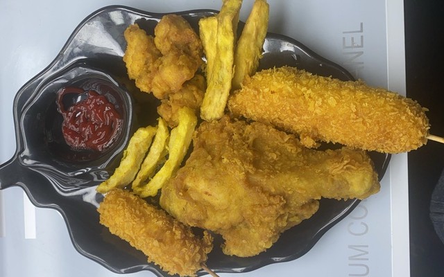 Tiệm Gà Rán - Nguyễn Gia Thiều