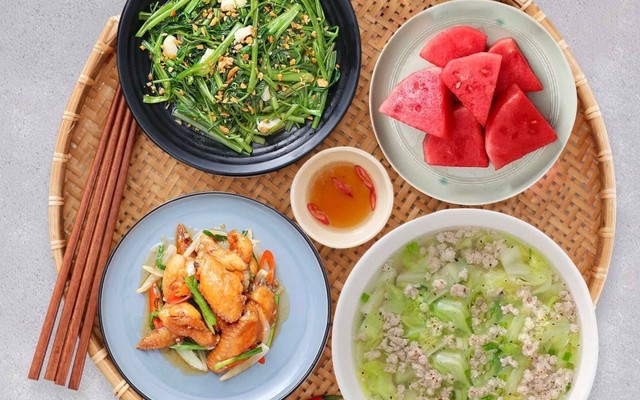 Cơm Mẹ Nấu & Ẩm Thực Huế - Bánh Canh Cua