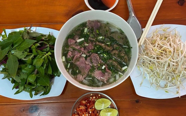 Phở Anh - Nguyễn Thông