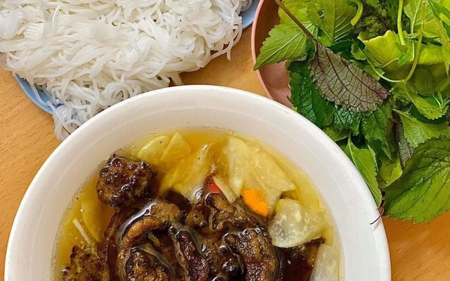 Thanh Thảo - Bún Chả & Bánh Rán - 111A Thụy Khuê