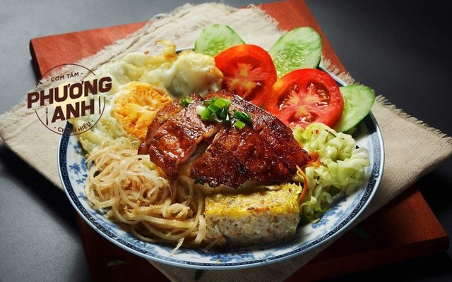 Cơm Tấm Phương Anh - 125F Lò Đúc