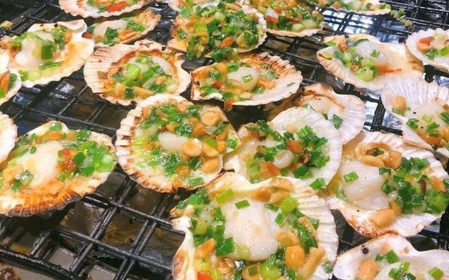Nhà Hàng Hải Sản Chill Garden - 01 Lê Thanh Nghị