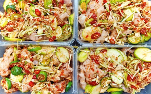 Trà Chanh Tự Do - Món Ngon Chân Gà Sốt Thái & Xả Tắc