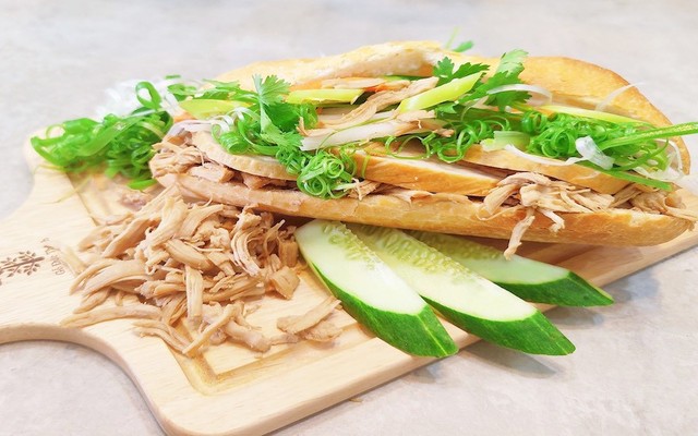 Bánh Mì Gà GHIỀN - Sunrise Riverside