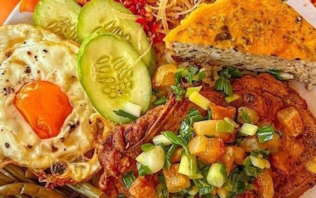 Năm Xì-Tin - Cơm Tấm, Bún Thịt Nướng & Cháo Lòng - Lã Xuân Oai