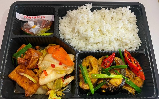 Cơm Văn Phòng Cô Tuyết