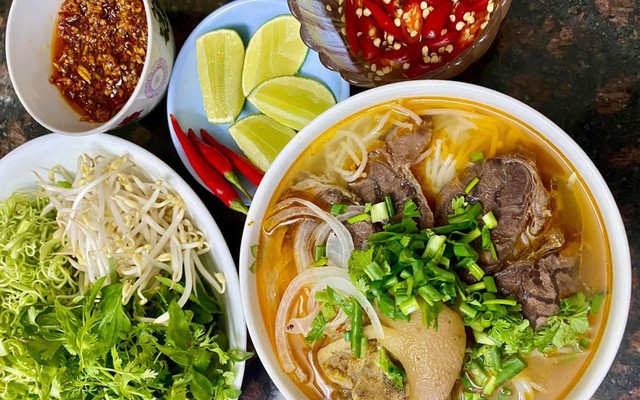 Quán Trang - Hủ Tiếu & Bún Bò - Đoàn Nguyễn Tuấn