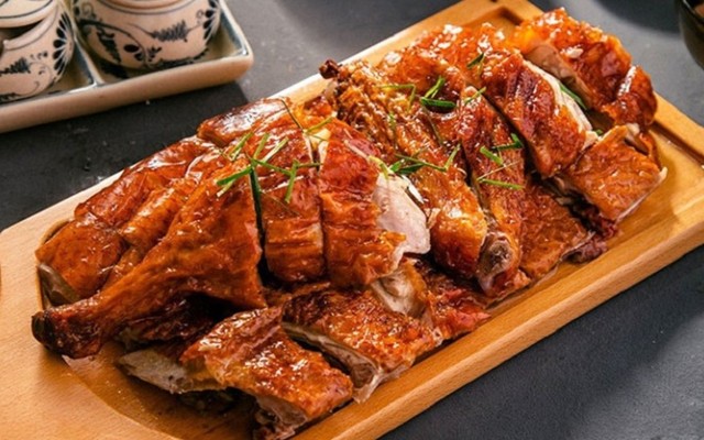 Tiệm Vịt Quay Thuận Phát - Nguỵ Như Kon Tum