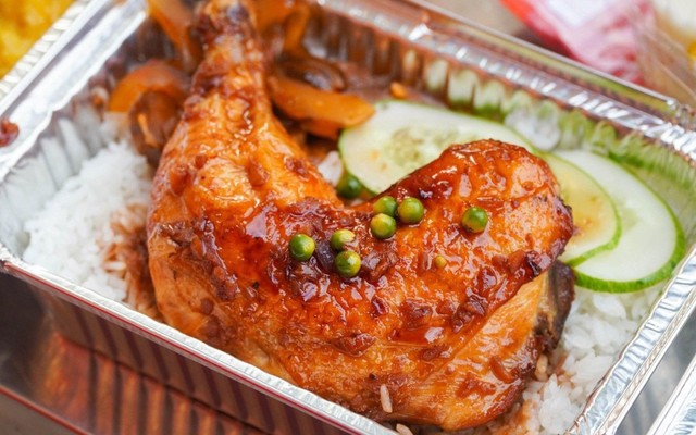 Tiệm Cơm 11h - Nguyễn Văn Thương