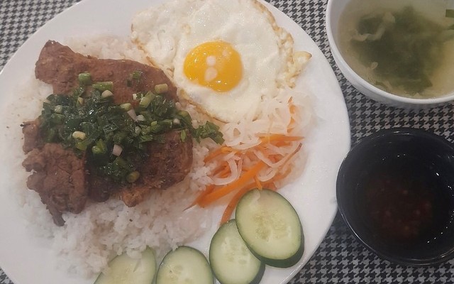 Cơm Tấm Nhớ - Hùng Vương