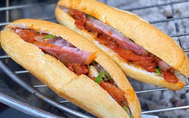Bánh Mì Tràng Tiền Huế - O Ty