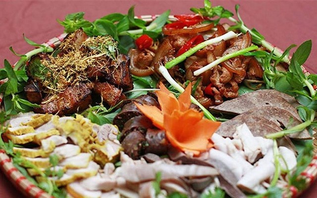 Lợn Mẹt Xuân Lộc - Nguyễn Oanh