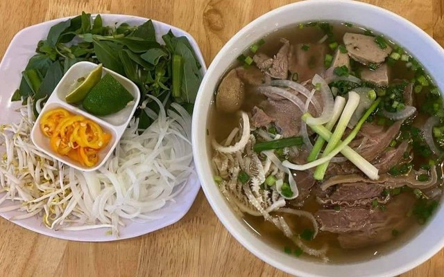 Phở Phi Mỹ - Cách Mạng Tháng 8